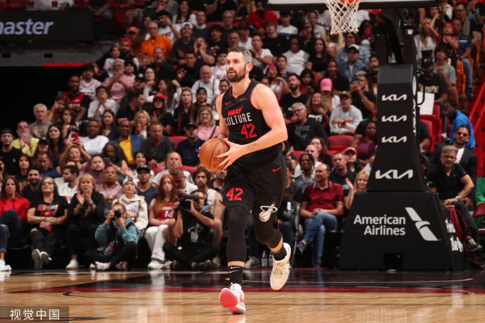 根据罗马诺 根据罗马诺