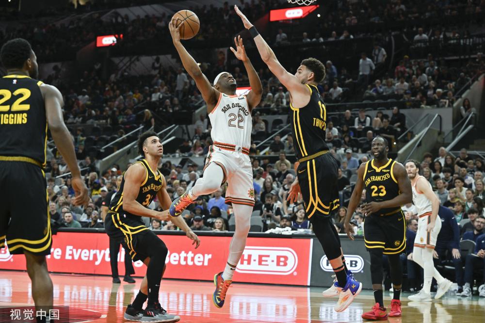 能够看到自 能够看到自