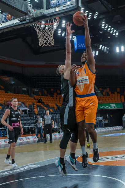 肩负着为国 肩负着为国