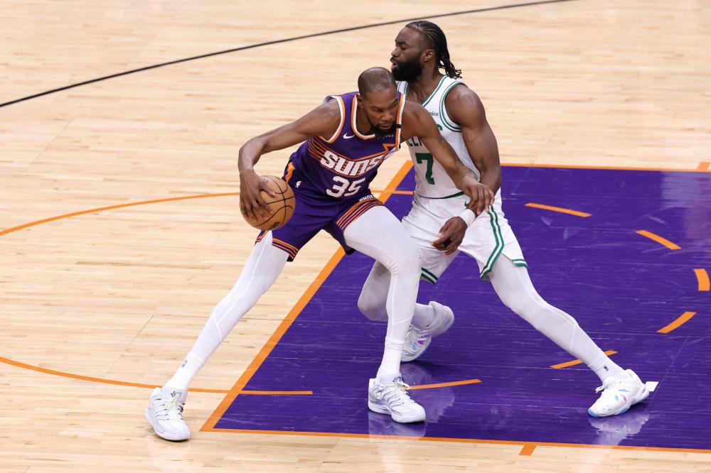 而对比维尼 而对比维尼