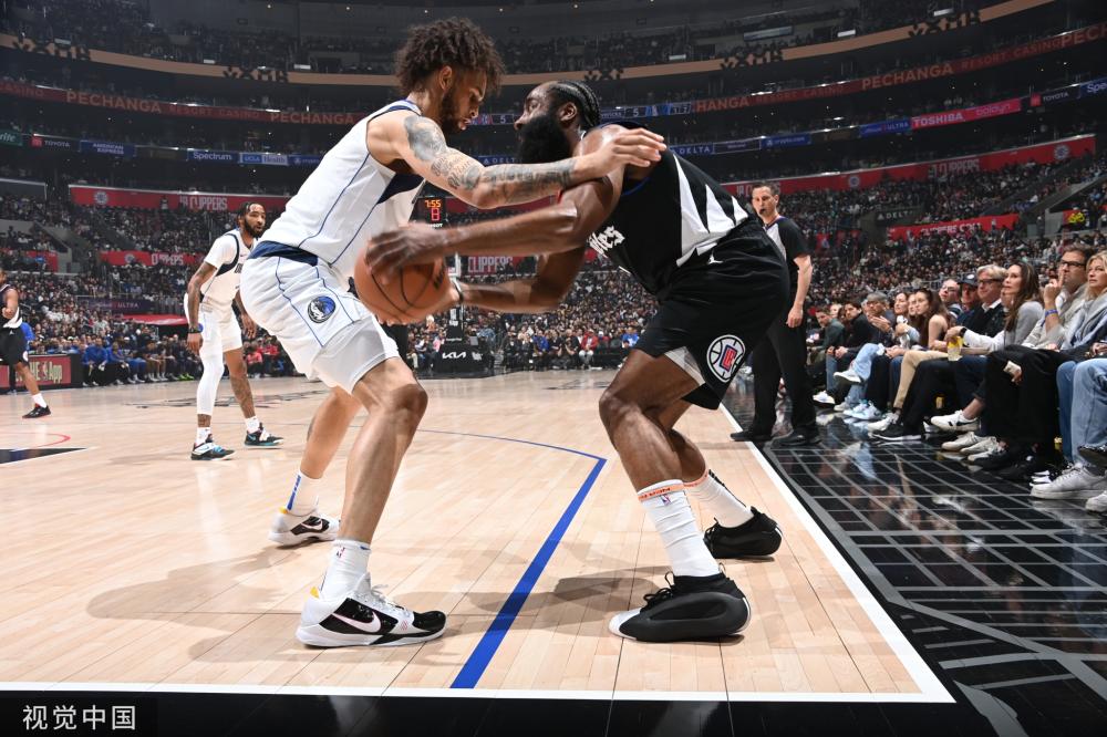 为场上焦点 为场上焦点